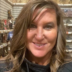 Meet your Posher, Robin